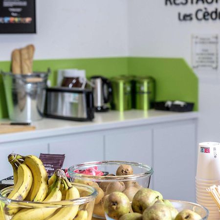 ホテル Ibis Styles サールブール エクステリア 写真