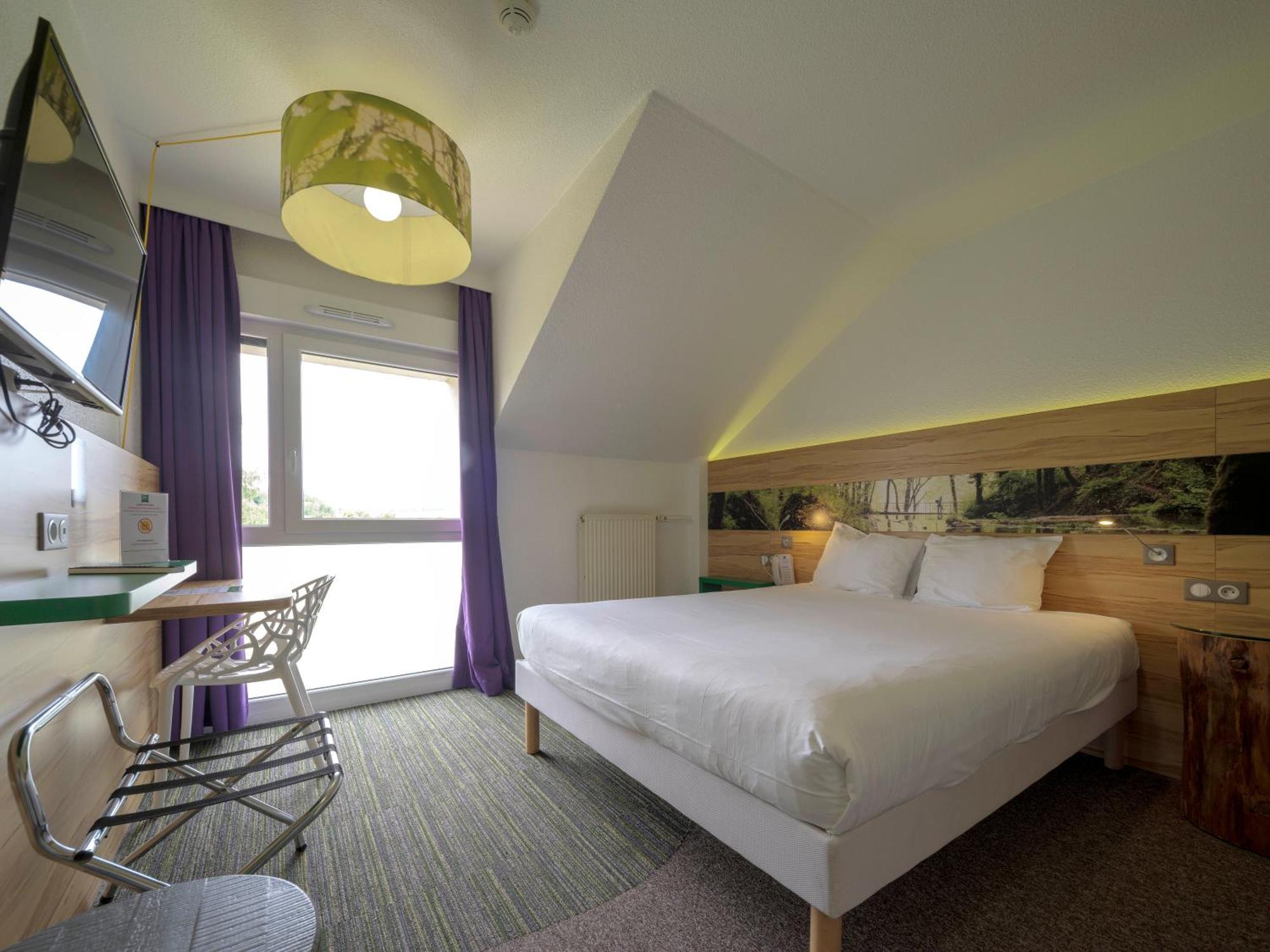 ホテル Ibis Styles サールブール エクステリア 写真